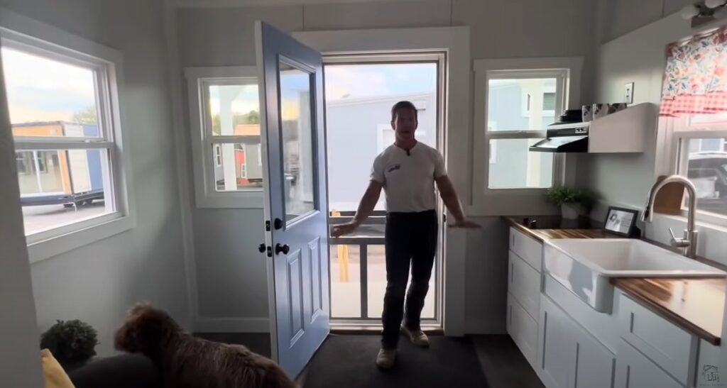 Incred-I-Cottage Front Door Kit The Cottage